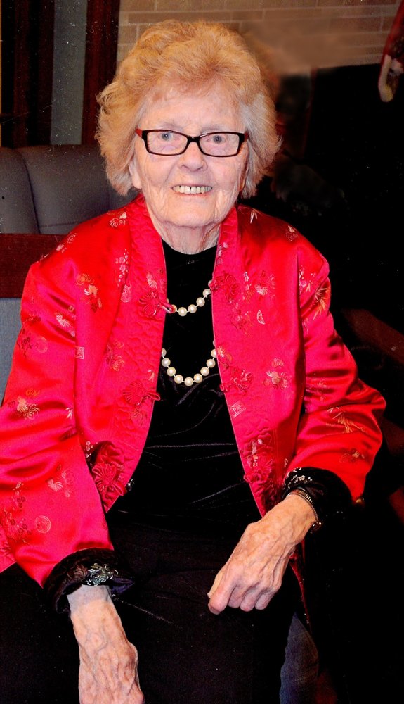 Muriel "Mimi" Comer